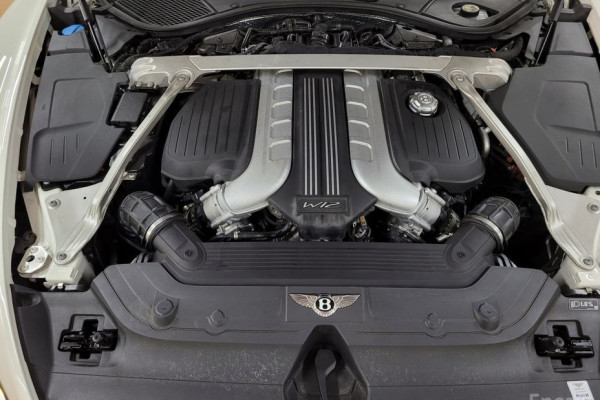 2020 Bentley Continental GT с пробегом 18 000 км