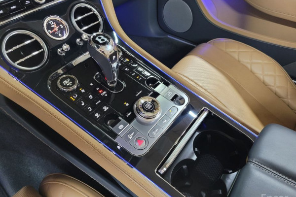 2020 Bentley Continental GT с пробегом 18 000 км