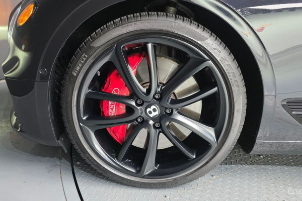 2023 Bentley Continental GT с пробегом 12 000 км