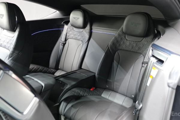 2023 Bentley Continental GT с пробегом 12 000 км
