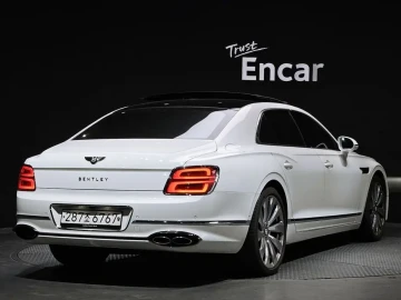 2021 Bentley Flying Spur с пробегом 80 312 км