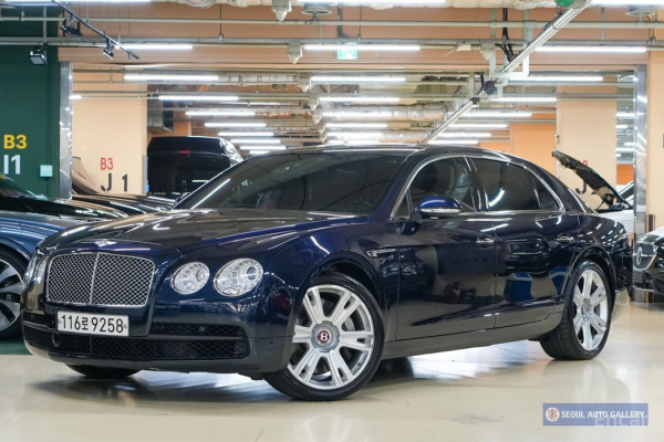 2015 Bentley Flying Spur с пробегом 56 950 км