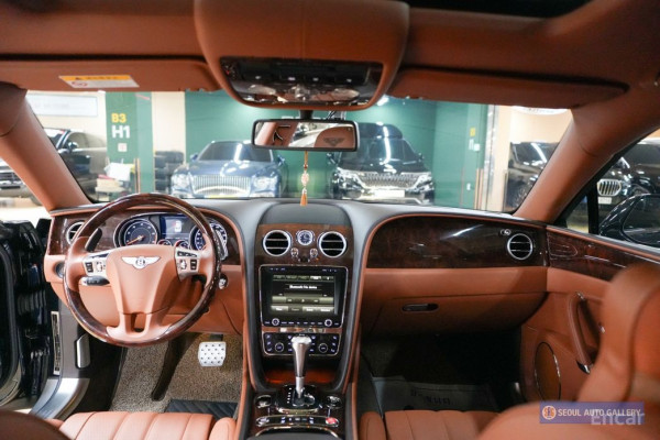 2015 Bentley Flying Spur с пробегом 56 950 км