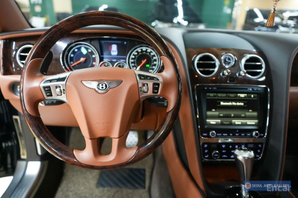 2015 Bentley Flying Spur с пробегом 56 950 км