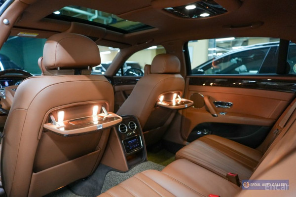 2015 Bentley Flying Spur с пробегом 56 950 км