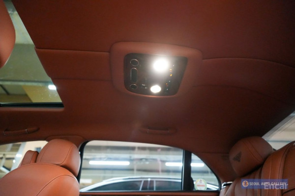 2015 Bentley Flying Spur с пробегом 56 950 км