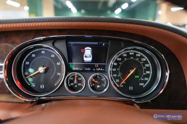 2015 Bentley Flying Spur с пробегом 56 950 км