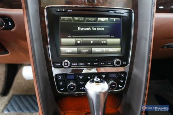 2015 Bentley Flying Spur с пробегом 56 950 км