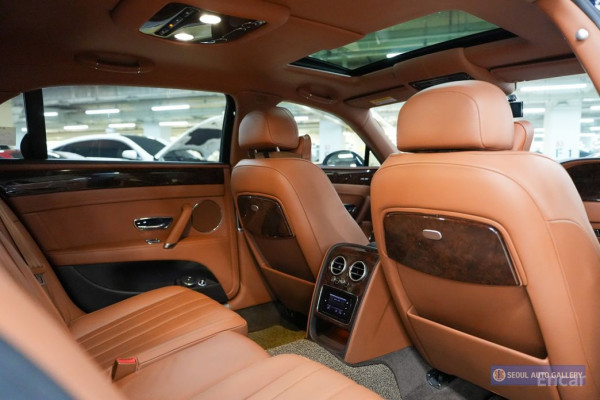 2015 Bentley Flying Spur с пробегом 56 950 км