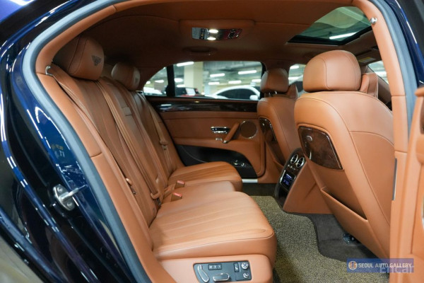 2015 Bentley Flying Spur с пробегом 56 950 км