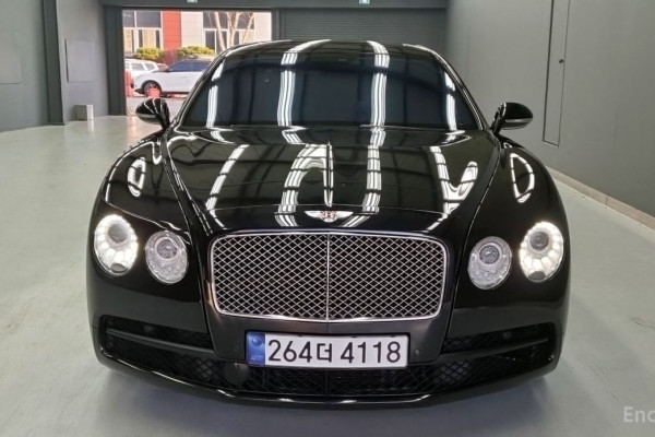 2018 Bentley Flying Spur с пробегом 60 000 км