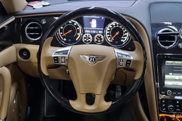 2018 Bentley Flying Spur с пробегом 60 000 км