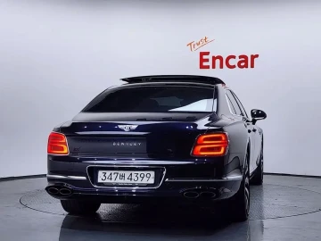 2023 Bentley Flying Spur с пробегом 37 573 км