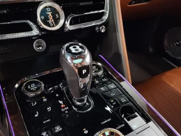 2023 Bentley Flying Spur с пробегом 37 573 км