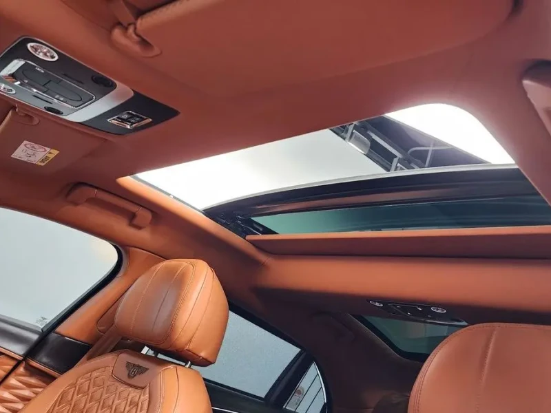 2023 Bentley Flying Spur с пробегом 37 573 км