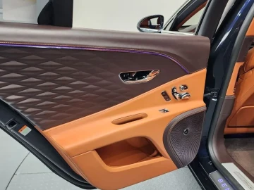 2023 Bentley Flying Spur с пробегом 37 573 км