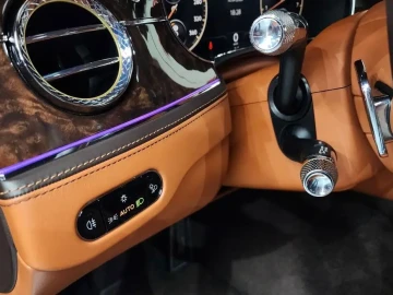 2023 Bentley Flying Spur с пробегом 37 573 км
