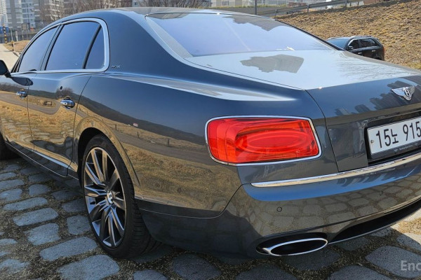 2014 Bentley Flying Spur с пробегом 85 000 км