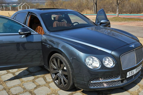 2014 Bentley Flying Spur с пробегом 85 000 км