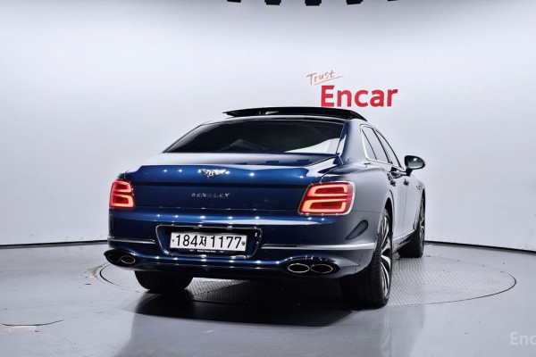 2024 Bentley Flying Spur с пробегом 12 894 км