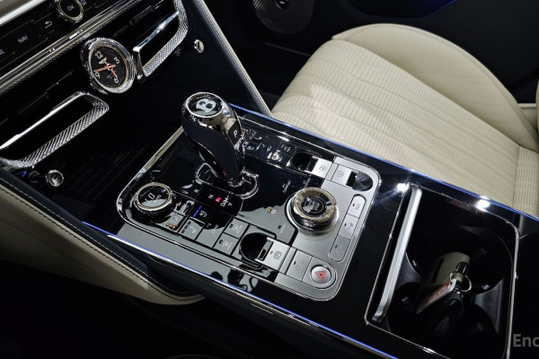 2024 Bentley Flying Spur с пробегом 12 894 км