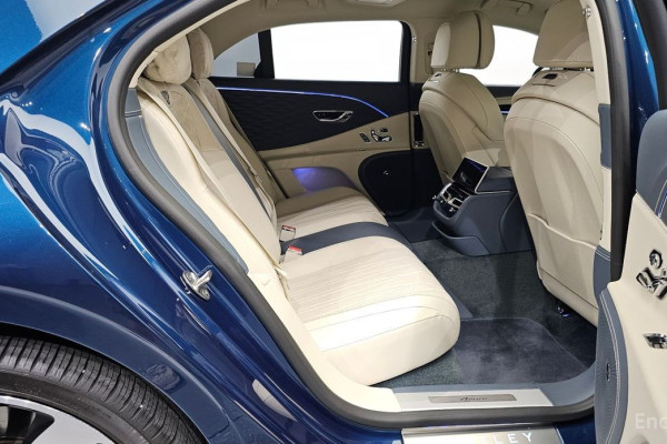 2024 Bentley Flying Spur с пробегом 12 894 км