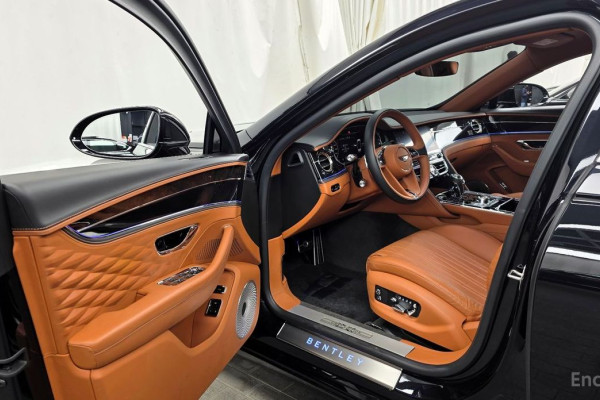 2020 Bentley Flying Spur с пробегом 29 099 км