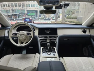 2025 Bentley Flying Spur с пробегом 2 200 км