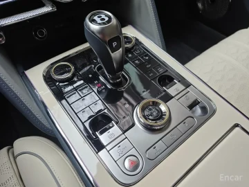 2025 Bentley Flying Spur с пробегом 2 200 км