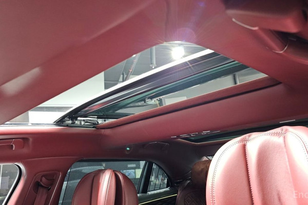 2022 Bentley Flying Spur с пробегом 72 059 км