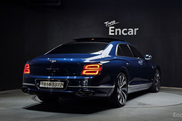 2023 Bentley Flying Spur с пробегом 85 311 км