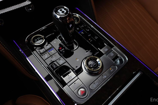 2023 Bentley Flying Spur с пробегом 85 311 км