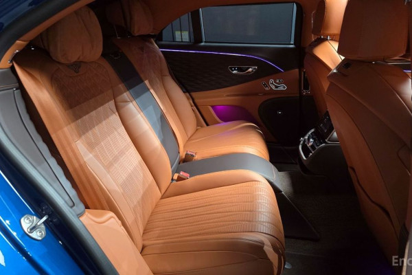 2023 Bentley Flying Spur с пробегом 85 311 км