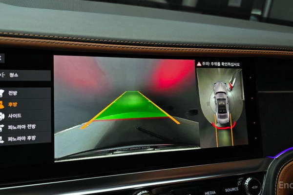 2023 Bentley Flying Spur с пробегом 85 311 км