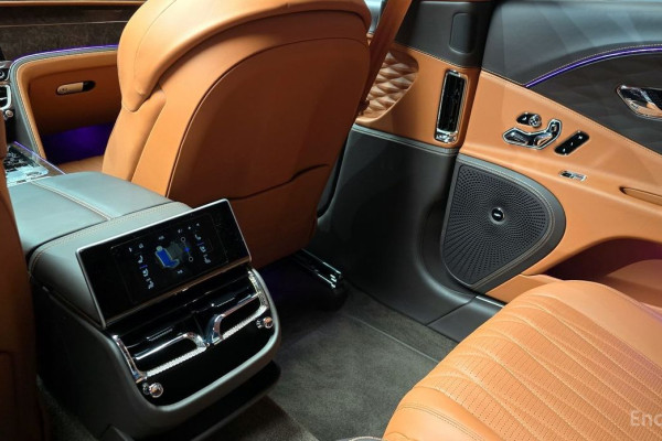 2023 Bentley Flying Spur с пробегом 85 311 км