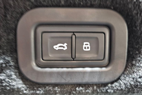 2023 Bentley Flying Spur с пробегом 85 311 км