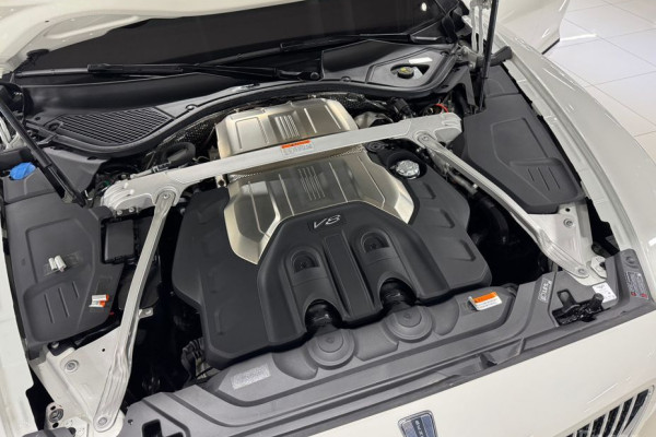 2021 Bentley Flying Spur с пробегом 16 400 км