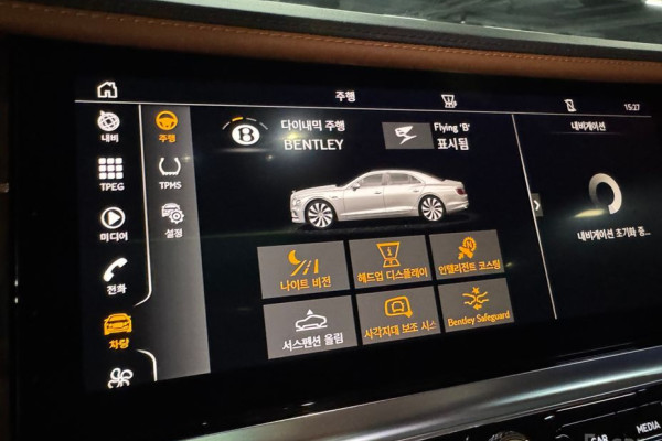 2021 Bentley Flying Spur с пробегом 16 400 км