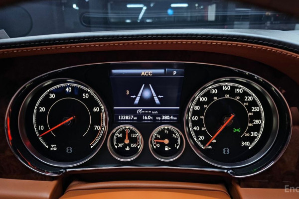 2017 Bentley Flying Spur с пробегом 133 857 км