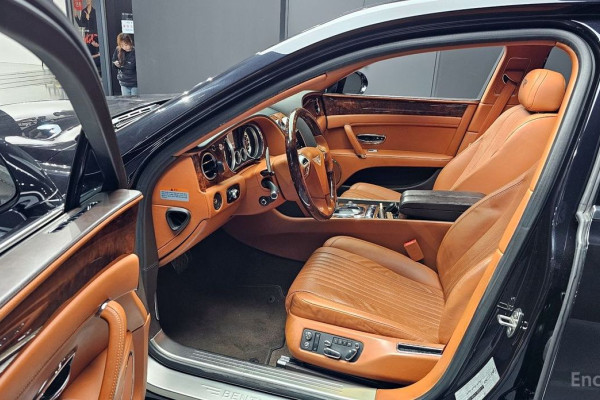 2017 Bentley Flying Spur с пробегом 133 857 км