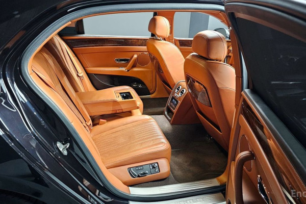 2017 Bentley Flying Spur с пробегом 133 857 км