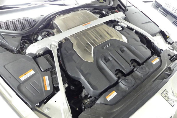 2024 Bentley Flying Spur с пробегом 7 800 км