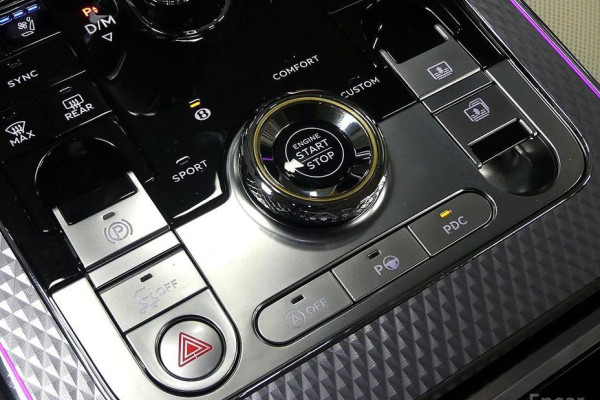 2024 Bentley Flying Spur с пробегом 7 800 км