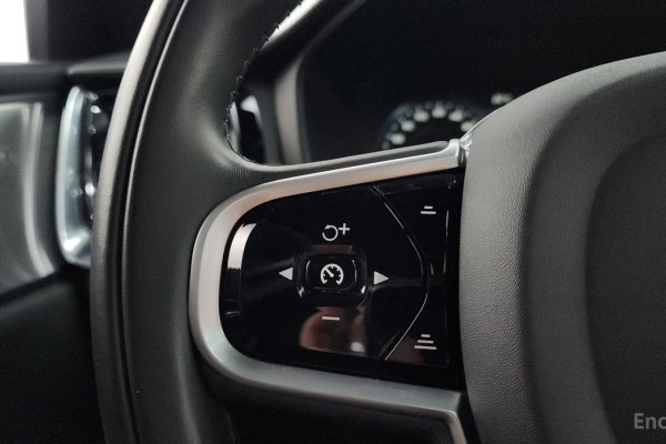 2021 Volvo S60 с пробегом 33 980 км