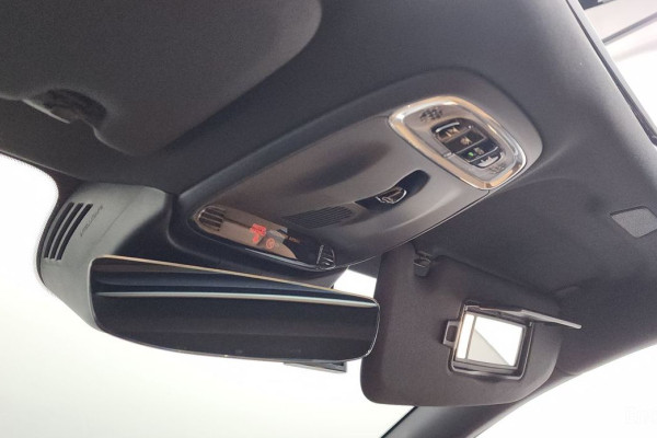 2021 Volvo S60 с пробегом 33 980 км