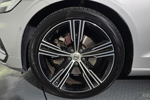 2021 Volvo S60 с пробегом 67 317 км