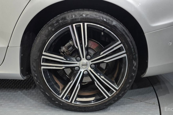 2021 Volvo S60 с пробегом 67 317 км