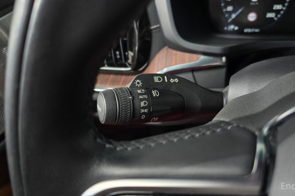 2021 Volvo S60 с пробегом 67 317 км