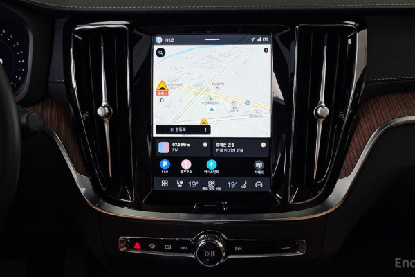 2023 Volvo S60 с пробегом 6 904 км