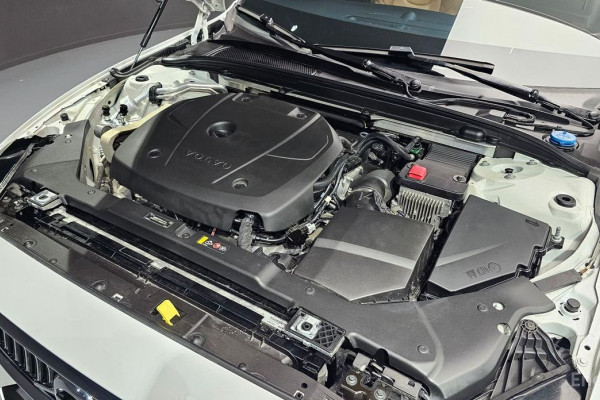 2019 Volvo S60 с пробегом 65 714 км